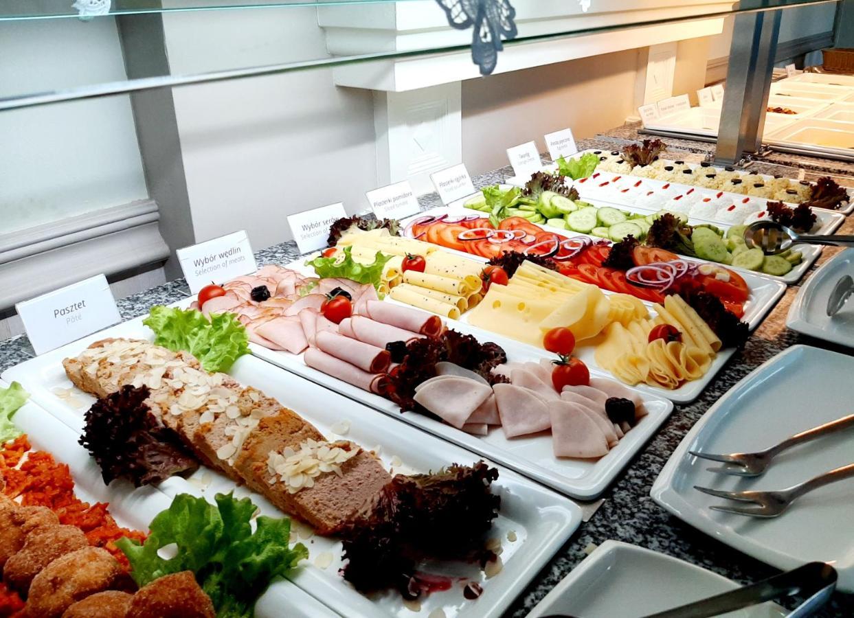 Hotel Sulkowski Conference Resort Boguszyn  Екстериор снимка
